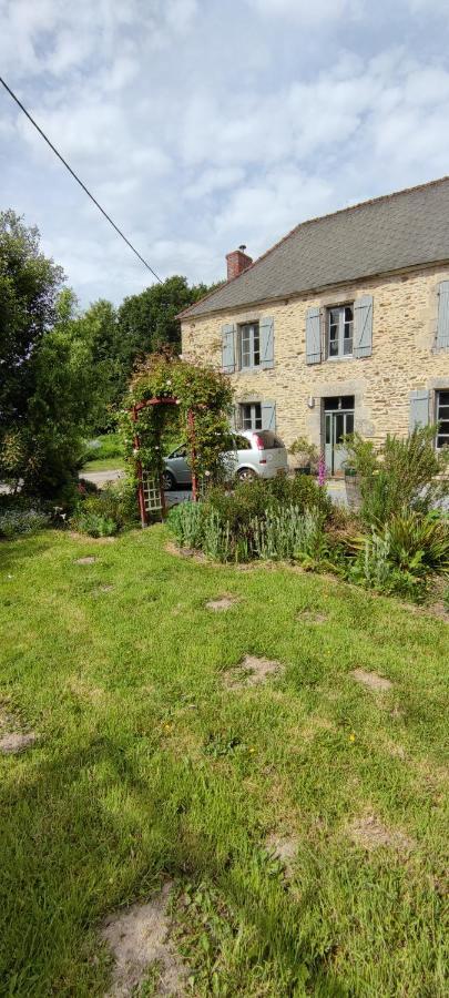Les Volets Gris Villa La Croix-Helléan Exterior photo